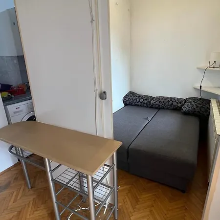 аппарат рядом с храмом святого саввы Apartment *